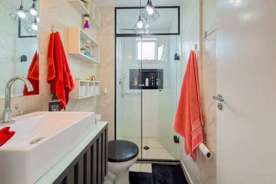 Banheiro de apartamento à venda com 2 quartos, 45m² em Ipiranga, São Paulo