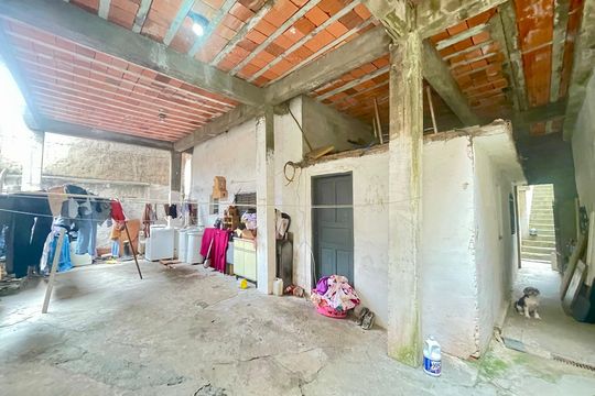 Quintal de casa à venda com 5 quartos, 200m² em Jardim Santa Ines, Guarulhos