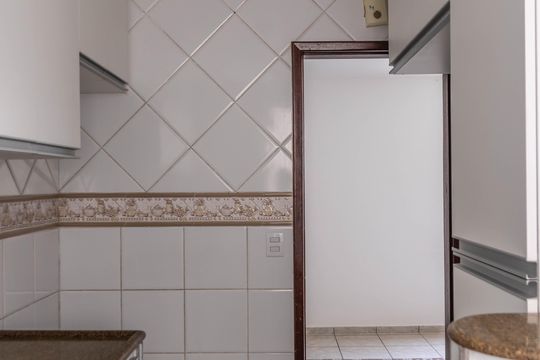 Cozinha de apartamento para alugar com 3 quartos, 70m² em Buritis, Belo Horizonte