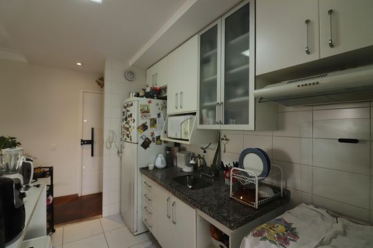 Cozinha  de apartamento à venda com 3 quartos, 102m² em Baeta Neves, São Bernardo do Campo