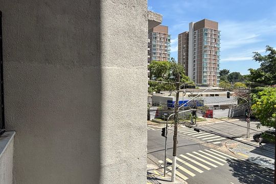Vista de kitnet/studio à venda com 1 quarto, 27m² em Indianópolis, São Paulo