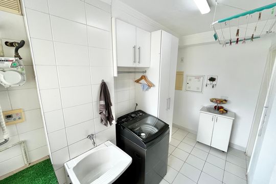 Área de Serviço de apartamento à venda com 3 quartos, 140m² em Chora Menino, São Paulo