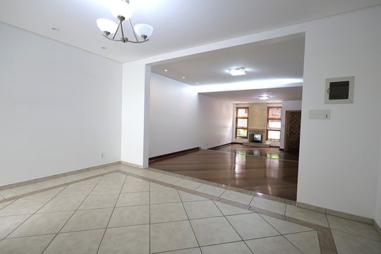 Sala de Jantar de casa à venda com 3 quartos, 250m² em Campestre, Santo André