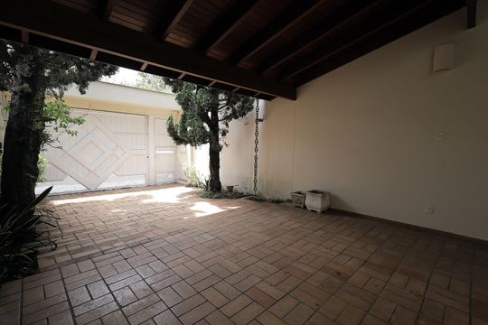 Garagem de casa à venda com 3 quartos, 250m² em Campestre, Santo André