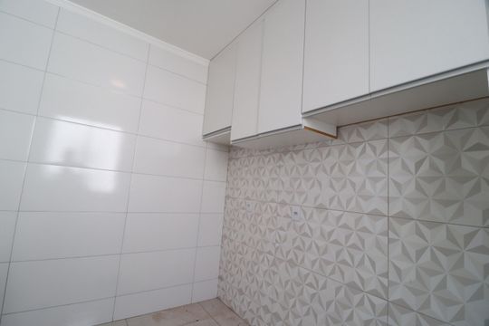 Cozinha de apartamento para alugar com 2 quartos, 45m² em Gávea, Uberlândia