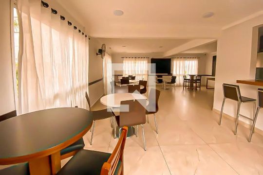 Área comum de apartamento para alugar com 2 quartos, 57m² em Vila Endres, Guarulhos