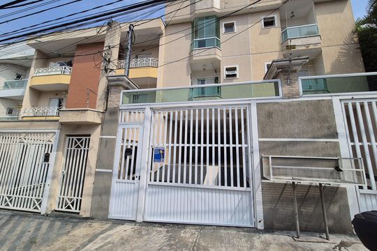 Fachada de apartamento para alugar com 2 quartos, 72m² em Vila Humaita, Santo André