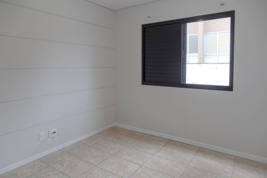 Apartamento para alugar com 2 quartos, 56m² em Vila Tijuco, Guarulhos