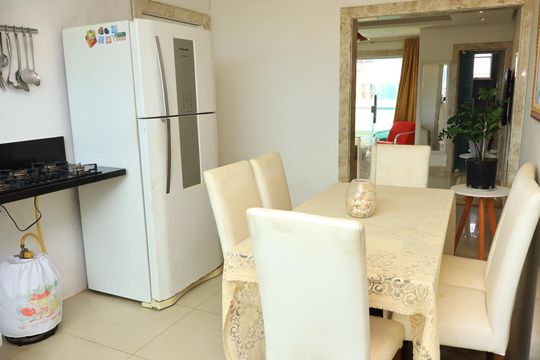 Cozinha de apartamento para alugar com 3 quartos, 115m² em Praia do Flamengo, Salvador