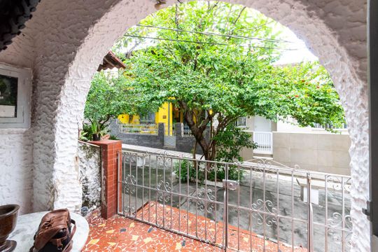Vista de casa à venda com 2 quartos, 60m² em Rocha, Rio de Janeiro