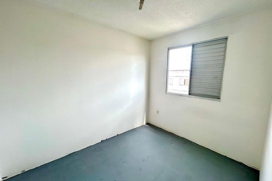 Quarto 2 de apartamento para alugar com 2 quartos, 42m² em Água Chata, Guarulhos