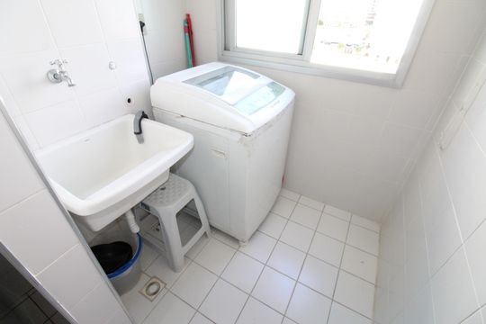 Área de Serviço de apartamento para alugar com 1 quarto, 70m² em Jardim Esplanada, São José dos Campos