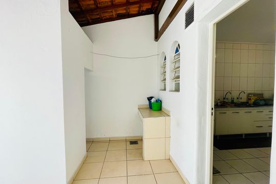 Área externa de casa à venda com 4 quartos, 150m² em Jardim Aida, Guarulhos