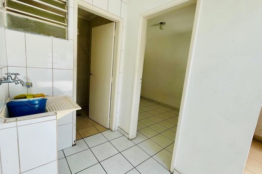 Área de Serviço de casa à venda com 4 quartos, 150m² em Jardim Aida, Guarulhos