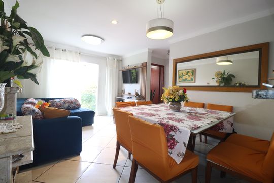 Sala de apartamento à venda com 3 quartos, 177m² em Vila Eldizia, Santo André