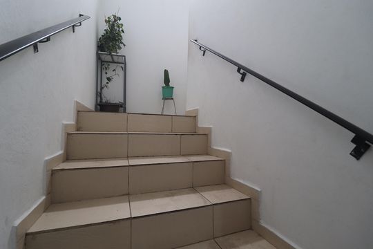 Escada Cobertura de apartamento à venda com 3 quartos, 177m² em Vila Eldizia, Santo André