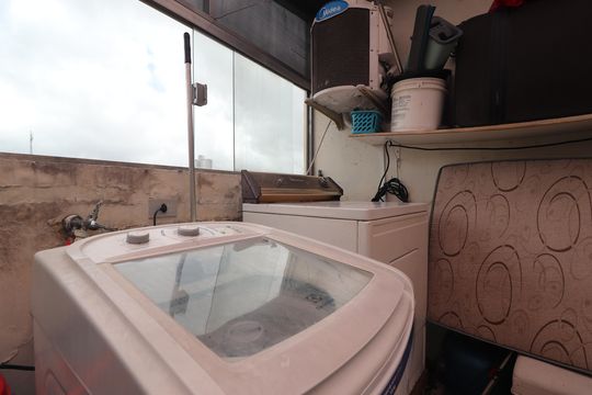 Área de Serviço de apartamento para alugar com 3 quartos, 177m² em Vila Eldizia, Santo André