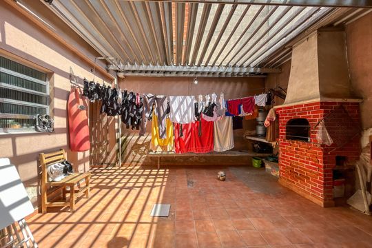 Quintal de casa à venda com 3 quartos, 161m² em Vila Portuguesa, São Paulo