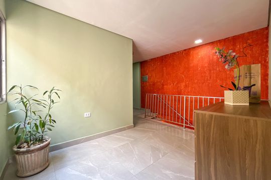 Hall de casa à venda com 3 quartos, 161m² em Vila Portuguesa, São Paulo