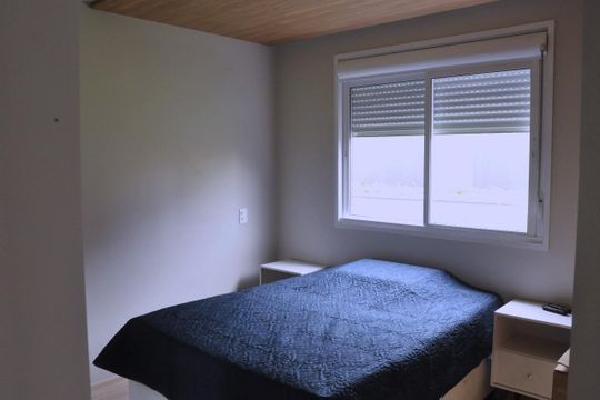 Quarto de apartamento à venda com 1 quarto, 56m² em São Geraldo, Porto Alegre