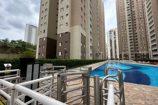 Área comum - Piscina de apartamento para alugar com 3 quartos, 85m² em Jardim Tupanci, Barueri