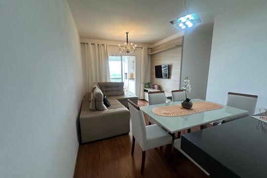 Apartamento para alugar com 3 quartos, 85m² em Jardim Tupanci, Barueri