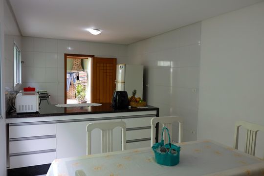 Cozinha de casa à venda com 4 quartos, 162m² em Umuarama, Osasco