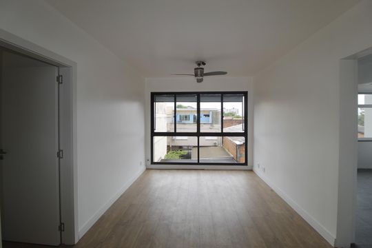 Apartamento à venda com 3 quartos, 85m² em Santa Maria Goretti, Porto Alegre