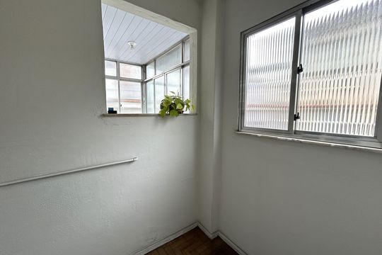 Quarto de Serviço de apartamento à venda com 2 quartos, 70m² em Pilares, Rio de Janeiro