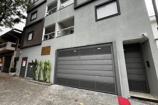 Fachada de apartamento para alugar com 1 quarto, 32m² em Água Fria, São Paulo