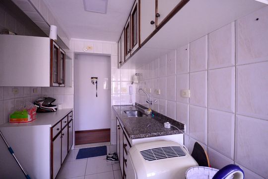 Cozinha/Área de Serviço de apartamento à venda com 3 quartos, 110m² em Bosque da Saúde, São Paulo