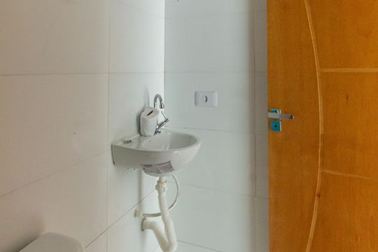 Banheiro de apartamento para alugar com 2 quartos, 42m² em Penha de França, São Paulo