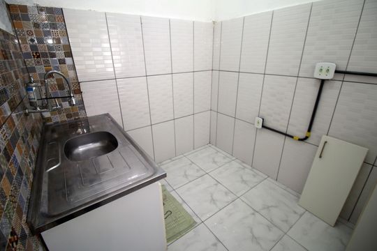 Cozinha de casa à venda com 2 quartos, 50m² em Penha Circular, Rio de Janeiro