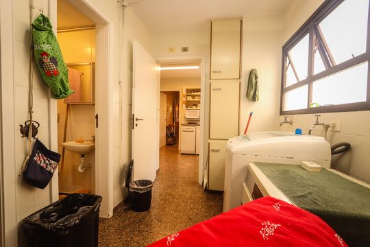 Área de Serviço de apartamento para alugar com 3 quartos, 205m² em Jardim Paulista, São Paulo
