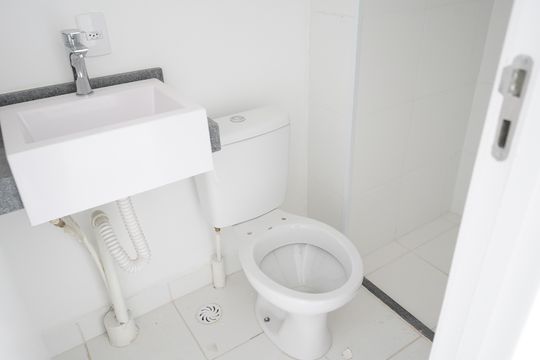 Banheiro de kitnet/studio à venda com 1 quarto, 29m² em Brás, São Paulo