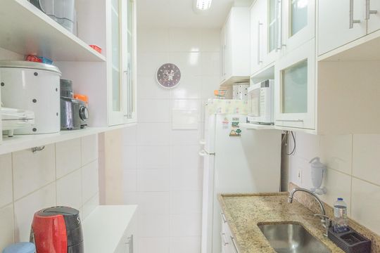 Cozinha de apartamento à venda com 3 quartos, 69m² em Chácara das Nações, Valinhos