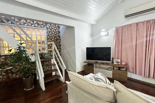 Sala de casa para alugar com 2 quartos, 400m² em Vargem Pequena, Rio de Janeiro