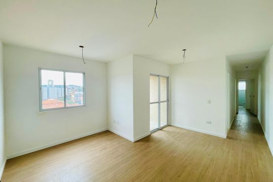 Apartamento à venda com 2 quartos, 66m² em Vila Galvão, Guarulhos