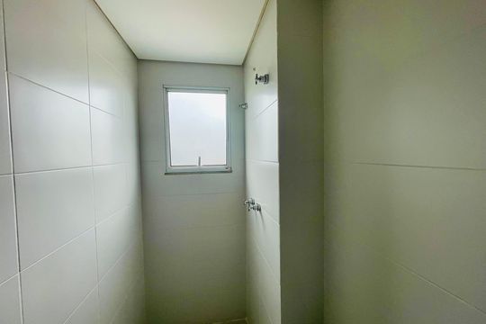 Banheiro 1 de apartamento à venda com 2 quartos, 66m² em Vila Galvão, Guarulhos