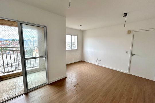 Apartamento à venda com 2 quartos, 66m² em Vila Galvão, Guarulhos