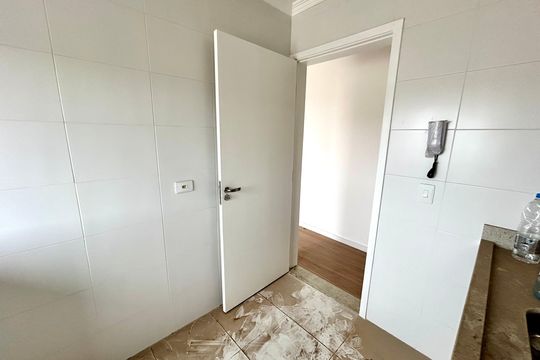 Cozinha de apartamento à venda com 2 quartos, 66m² em Vila Galvão, Guarulhos