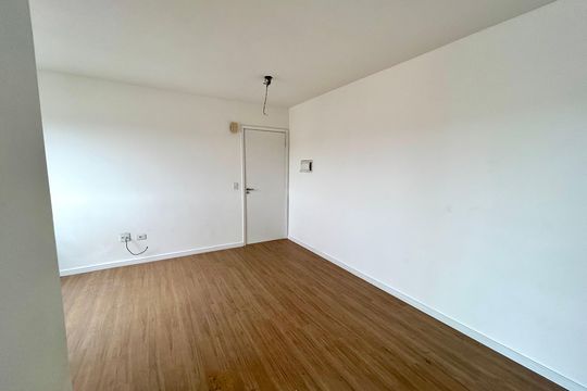 Sala  de apartamento à venda com 2 quartos, 66m² em Vila Galvão, Guarulhos