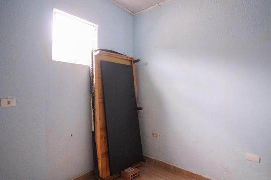 Quarto 1 de casa para alugar com 2 quartos, 85m² em Jardim Santa Teresinha, São Paulo