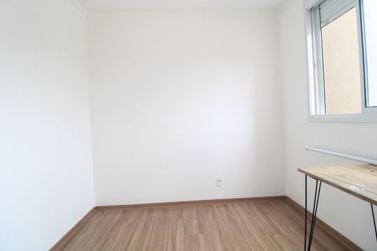 Apartamento à venda com 2 quartos, 36m² em Socorro, São Paulo