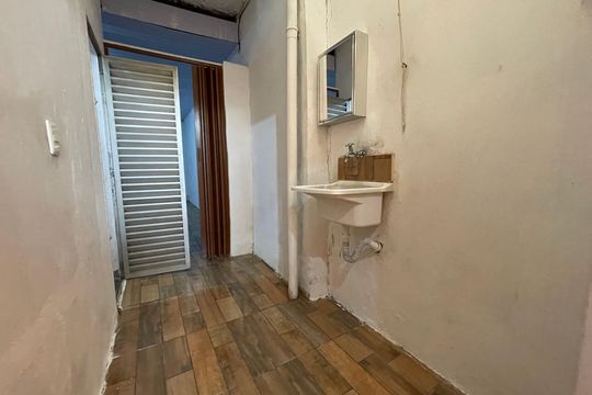 Área de Serviço de casa para alugar com 2 quartos, 65m² em Caxingui, São Paulo