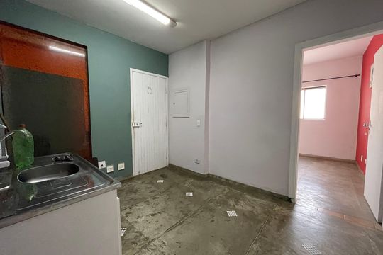 Casa para alugar com 2 quartos, 65m² em Caxingui, São Paulo