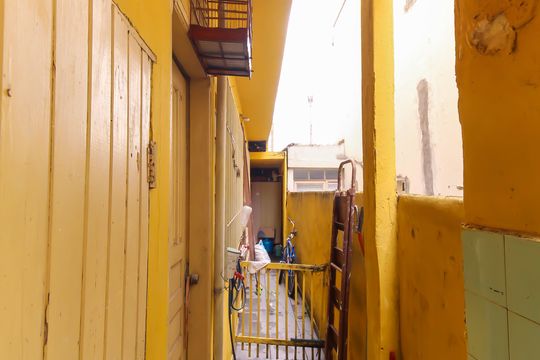Corredor de casa à venda com 3 quartos, 128m² em Vila Canero, São Paulo