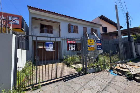 Fachada + Placa de kitnet/studio para alugar com 1 quarto, 40m² em Rio dos Sinos, São Leopoldo