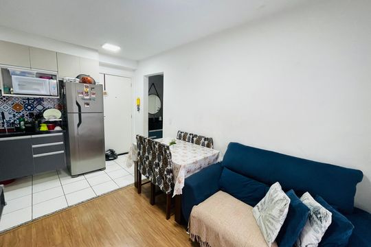 Sala de apartamento para alugar com 2 quartos, 40m² em Jardim Adriana, Guarulhos