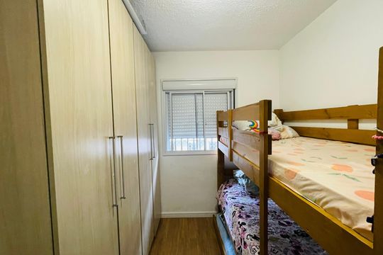 Quarto 2 de apartamento para alugar com 2 quartos, 40m² em Jardim Adriana, Guarulhos